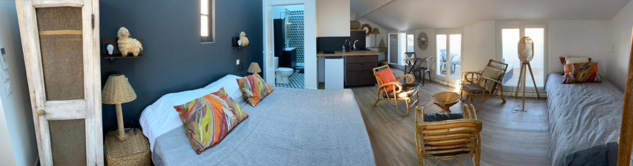 Les Nuits Etoilees, Studio Terrasse Apercu Mer, Tres Lumineux, Ac, 100M Du Port Sanary Eksteriør bilde