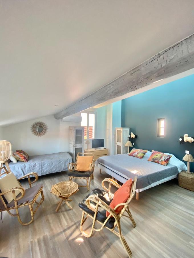 Les Nuits Etoilees, Studio Terrasse Apercu Mer, Tres Lumineux, Ac, 100M Du Port Sanary Eksteriør bilde